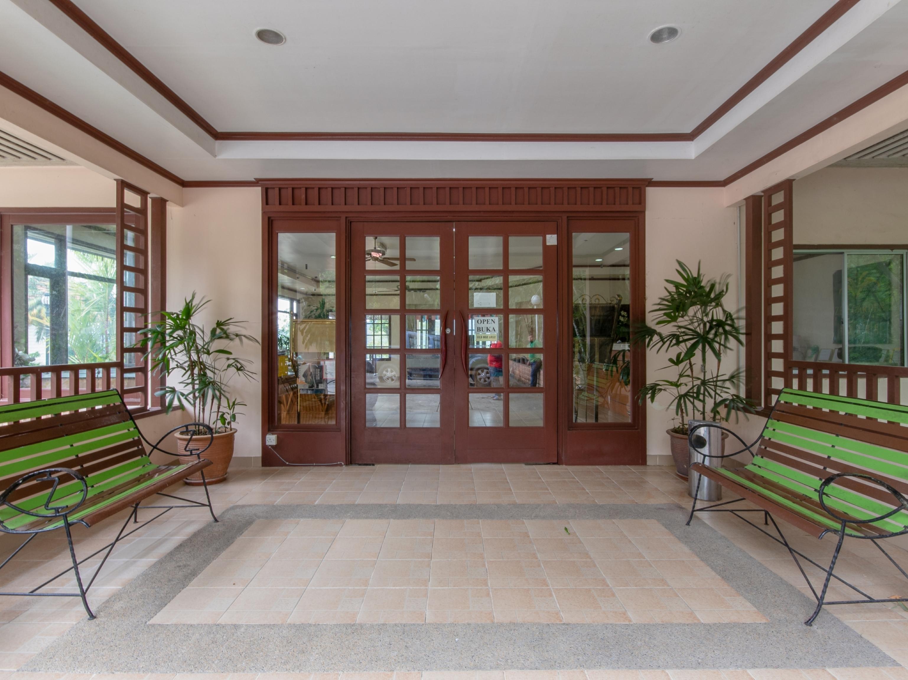 Super Oyo 89300 Zen Garden Resort Kampong Kundassan Exterior foto